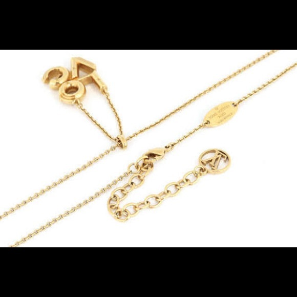 Louis Vuitton LV and ME LOVE necklace Discontinued item. Hard to find. - Picture 3 of 5